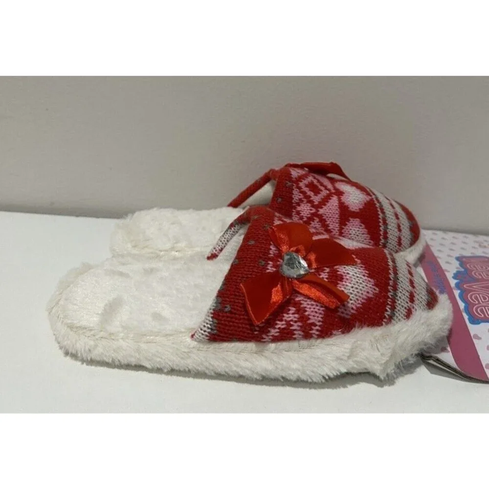 Vee Vee girl size M 12/13 slip on red slippers geometric heart print and bow